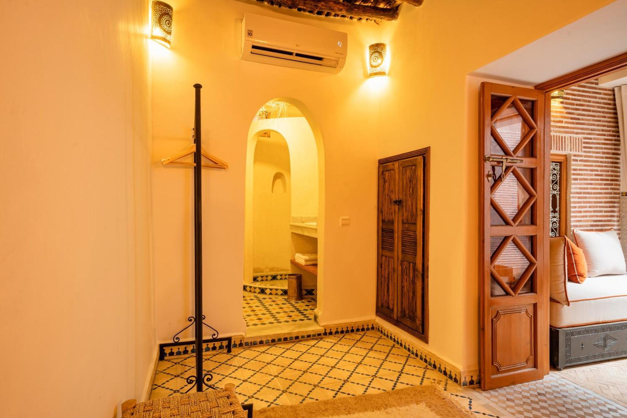 Riad The D'Orient - Piscine Privee - Petit Dejeuner Marrakesh Ngoại thất bức ảnh